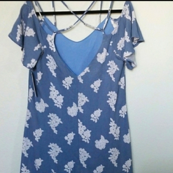 Lulu's Girly Summer floral cold shoulder mini dress NWT medium - Picture 4 of 9